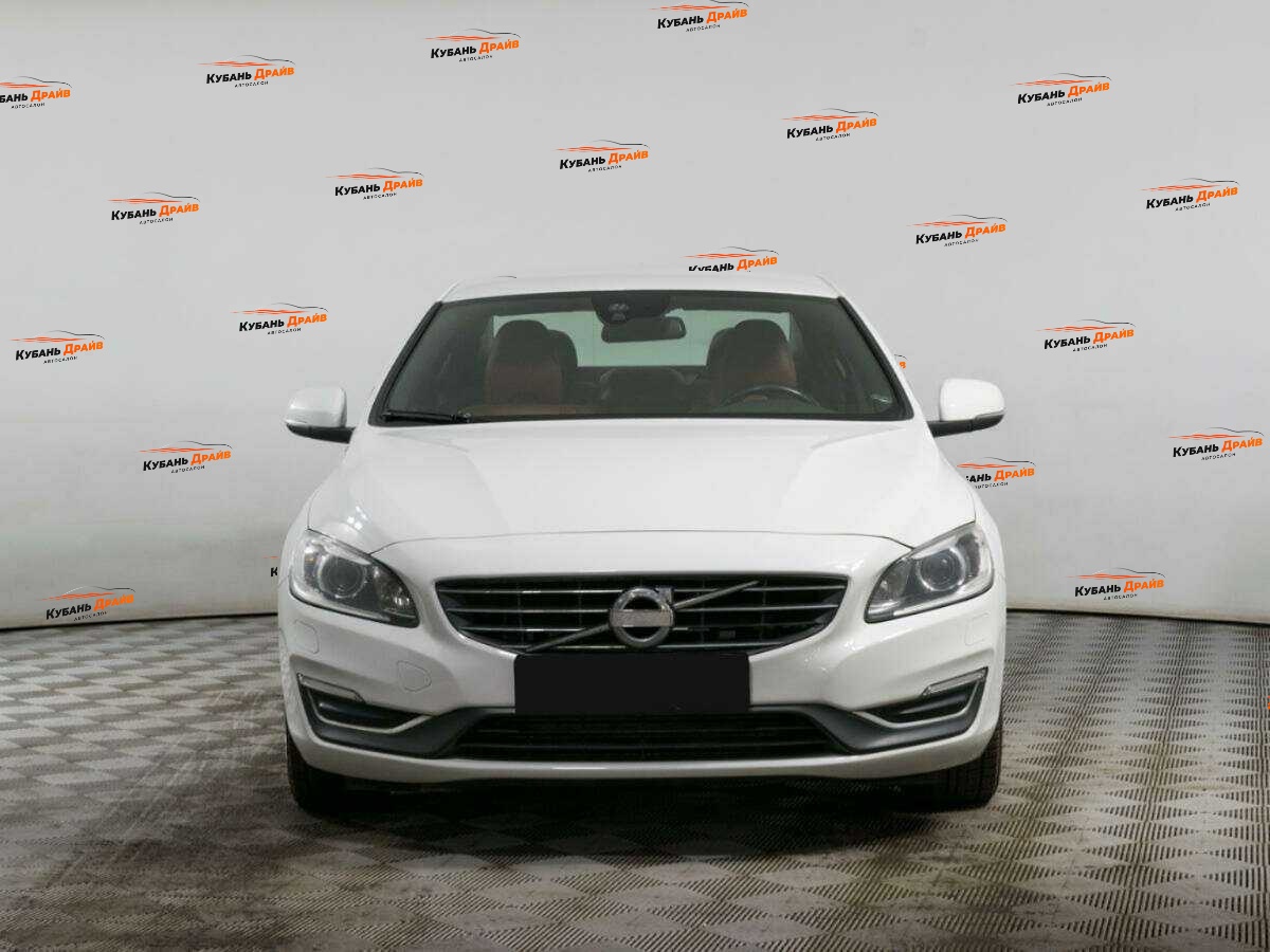 Volvo S60 2014 года с пробегом. Фото: #1