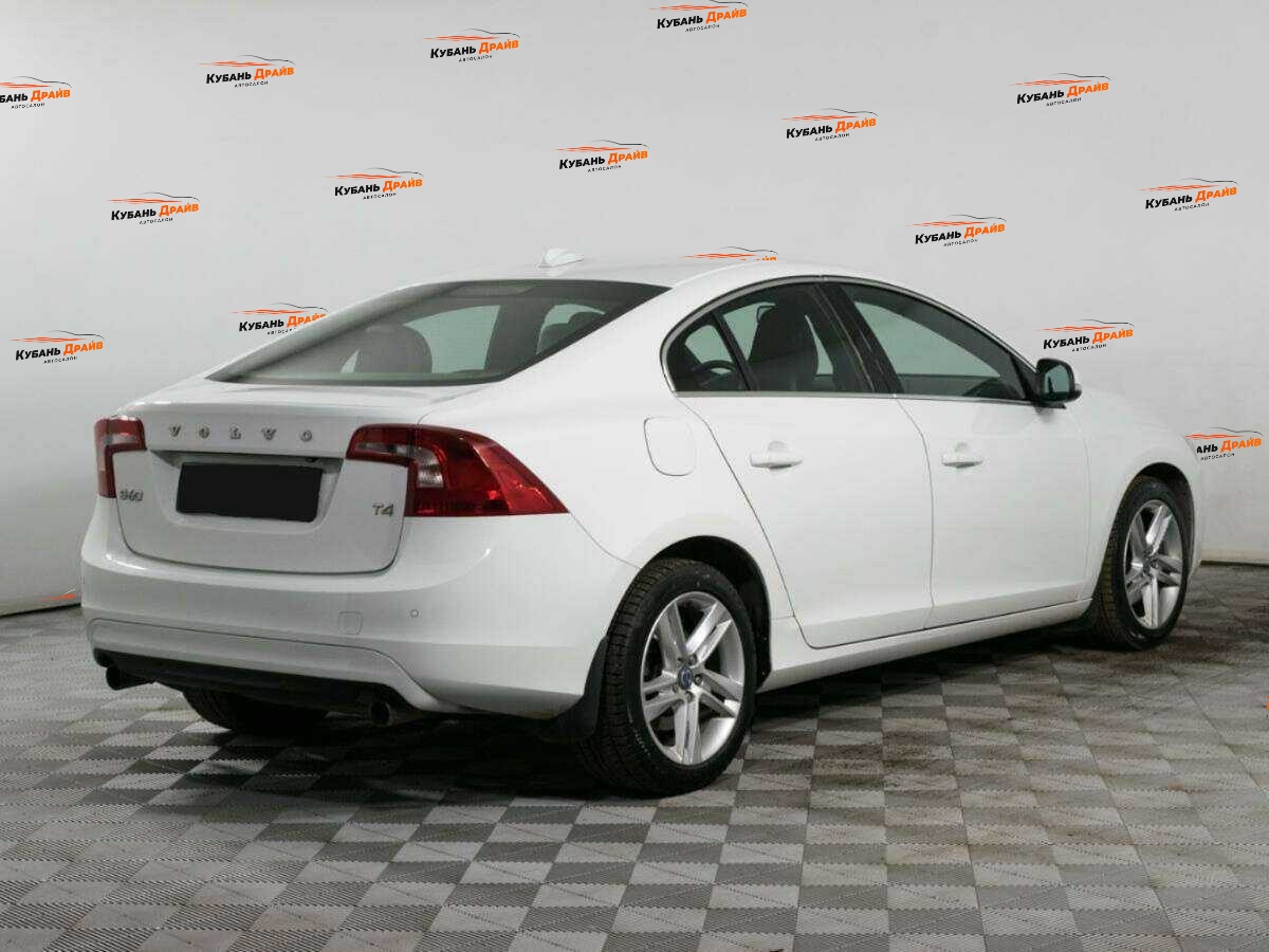 Volvo S60 2014 года с пробегом. Фото: #4