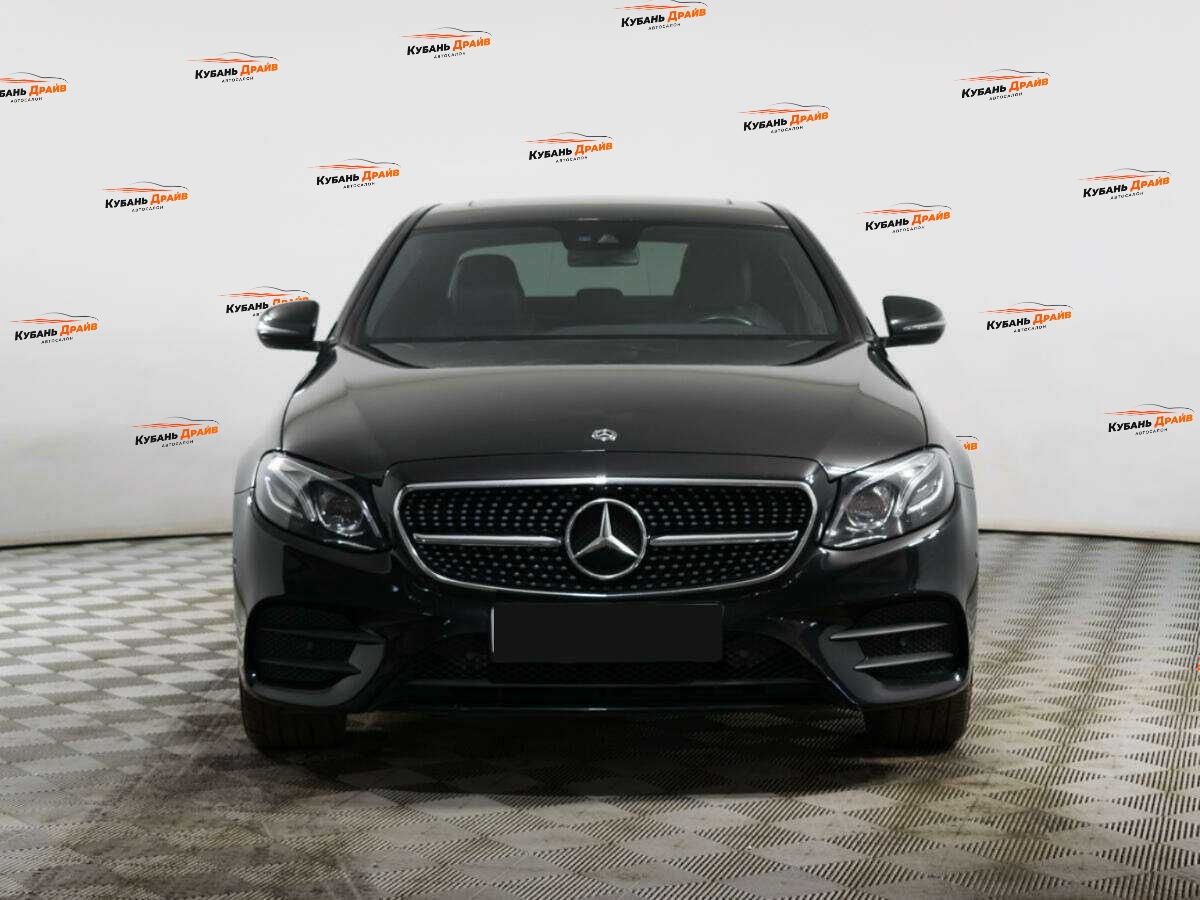 Mercedes-Benz E-Класс 2017 года с пробегом. Фото: #1