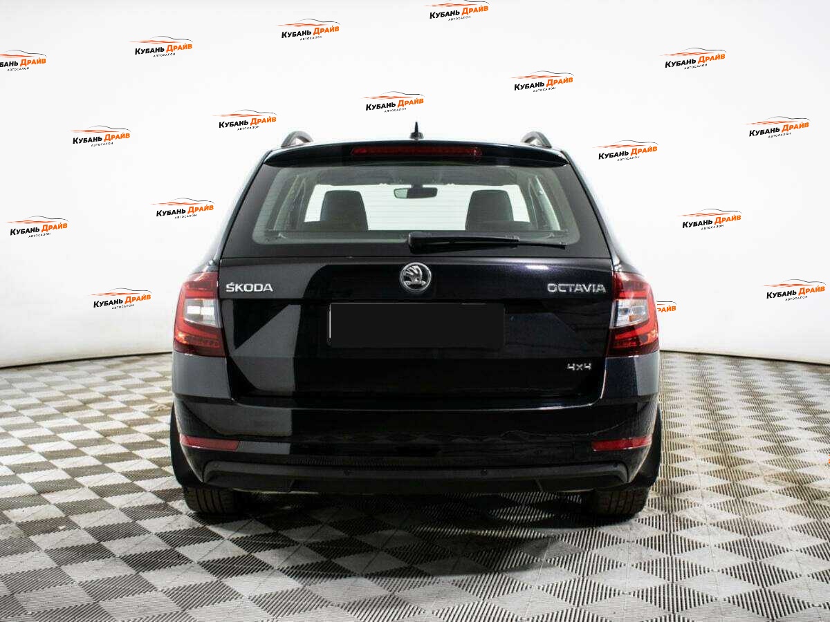 Skoda Octavia 2018 года с пробегом. Фото: #5