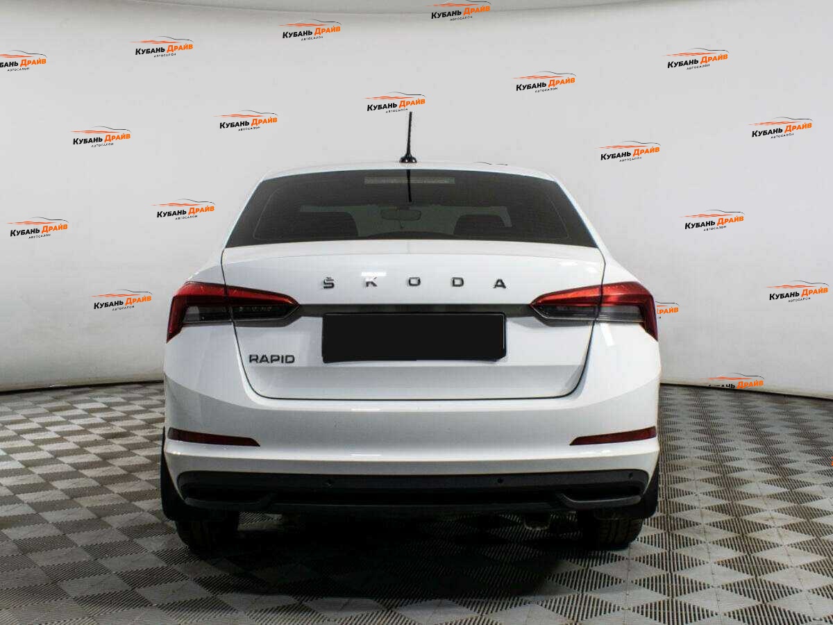Skoda Rapid 2022 года с пробегом. Фото: #4