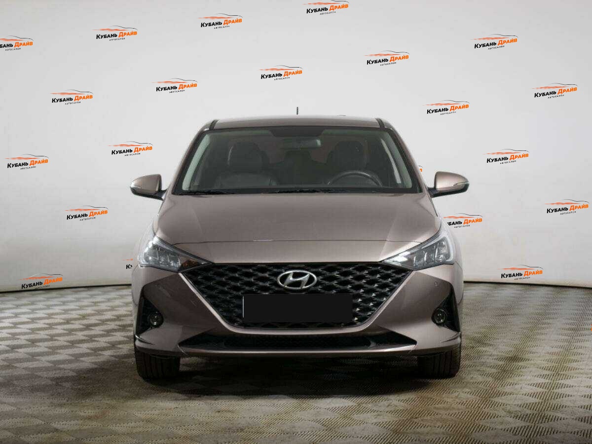 Hyundai Solaris 2021 года с пробегом. Фото: #1