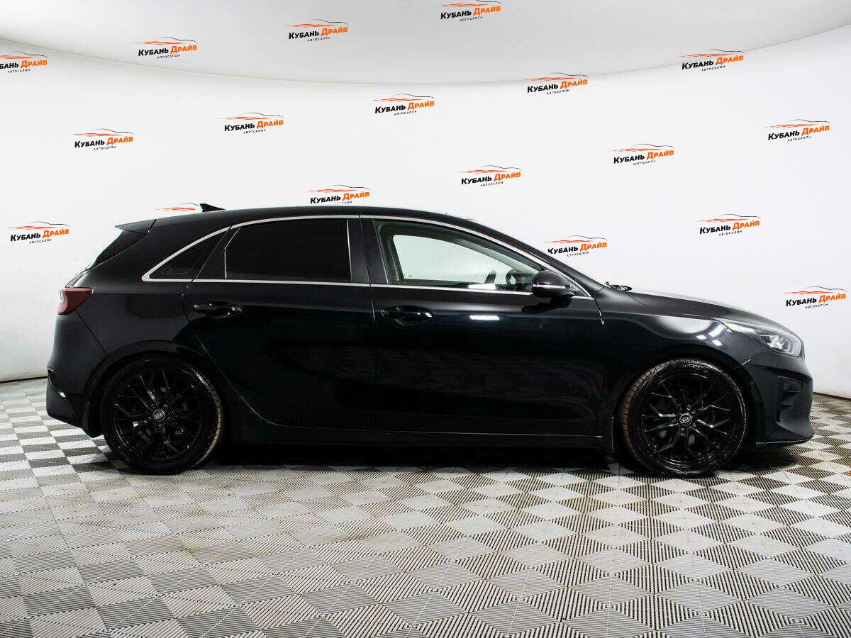 Kia Ceed 2018 года с пробегом. Фото: #3