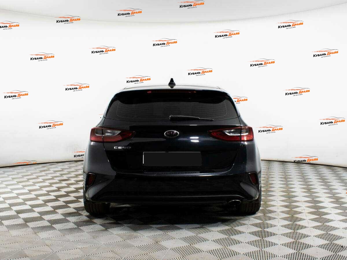 Kia Ceed 2018 года с пробегом. Фото: #5