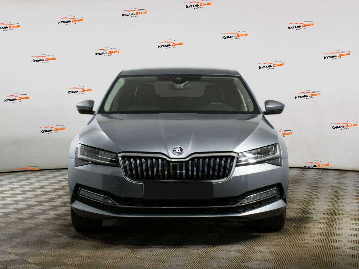 Skoda Superb 2019 года с пробегом. Фото: #1