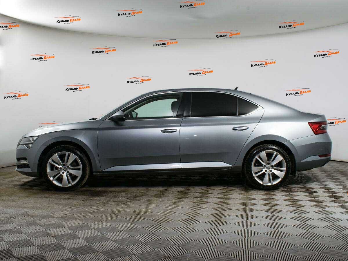 Skoda Superb 2019 года с пробегом. Фото: #6