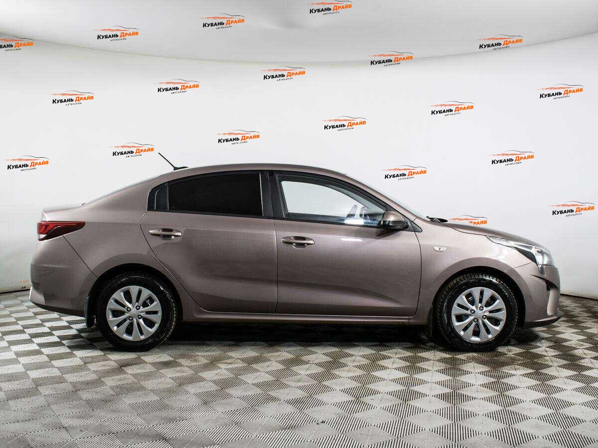 Kia Rio 2021 года с пробегом. Фото: #3