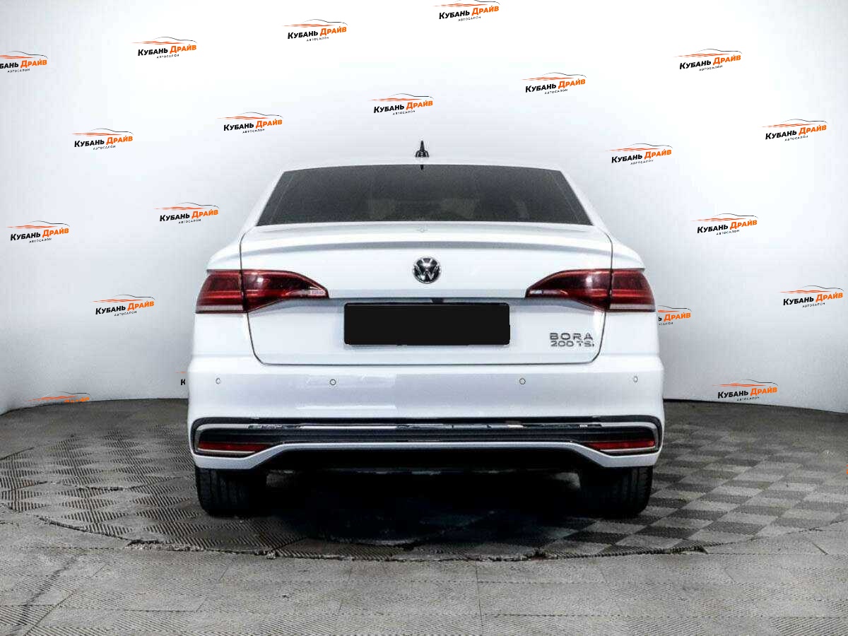 Volkswagen Bora 2022 года с пробегом. Фото: #4