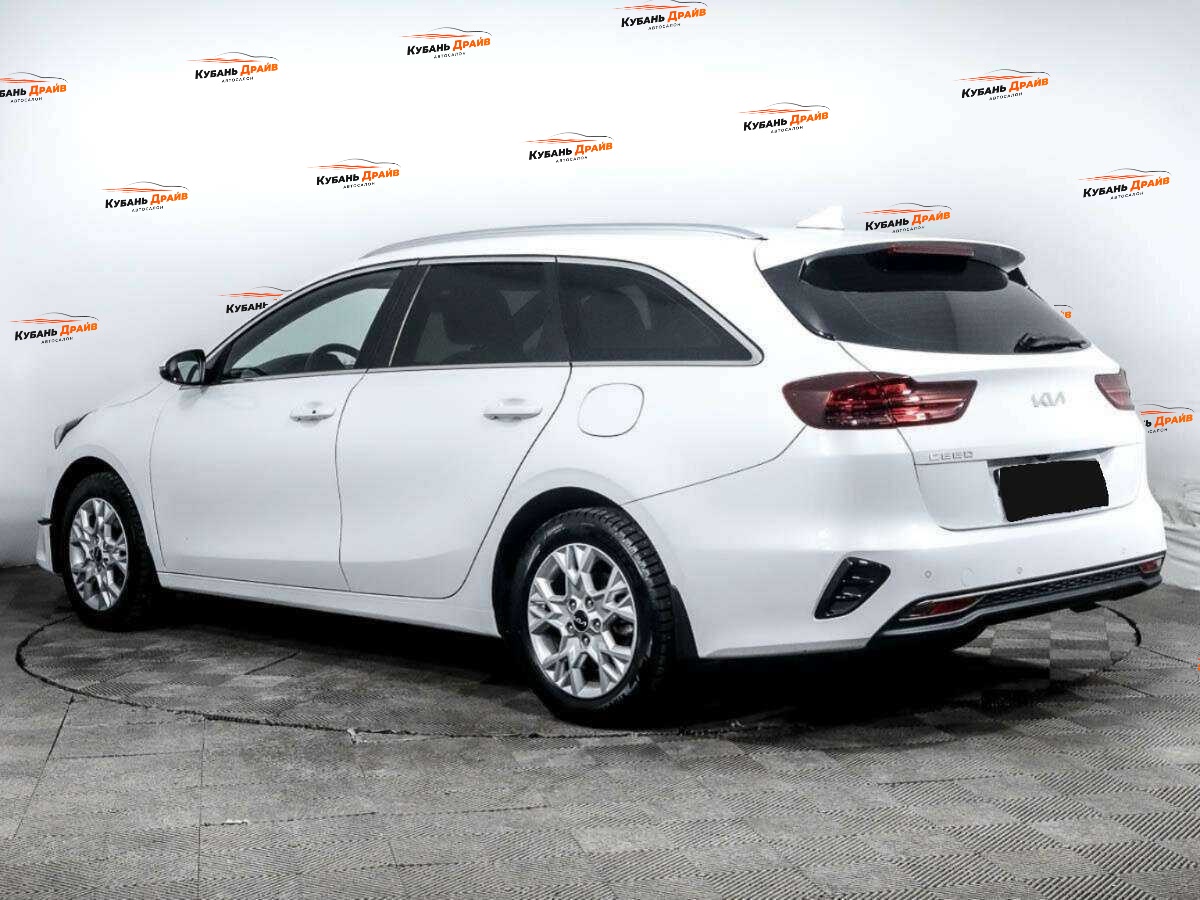 Kia Ceed 2021 года с пробегом. Фото: #4