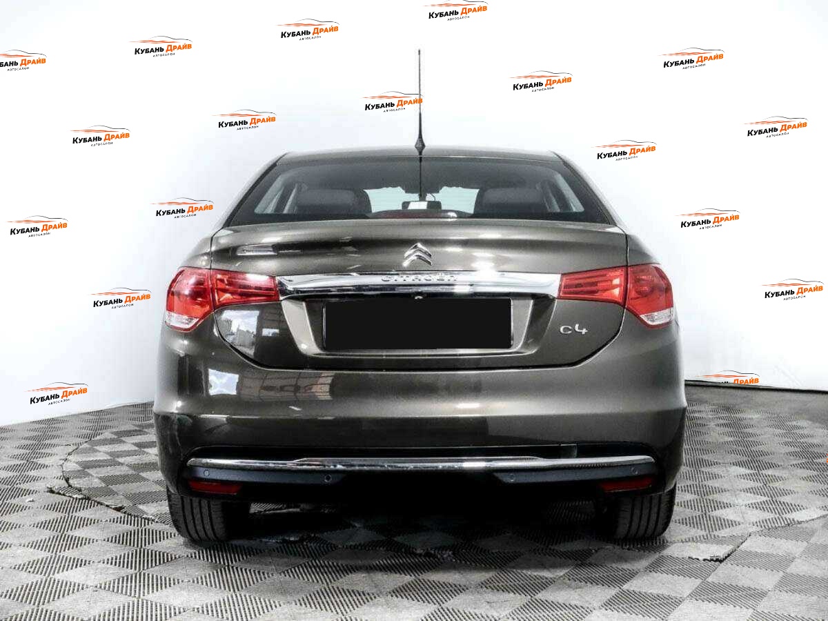 Citroen C4 2015 года с пробегом. Фото: #4