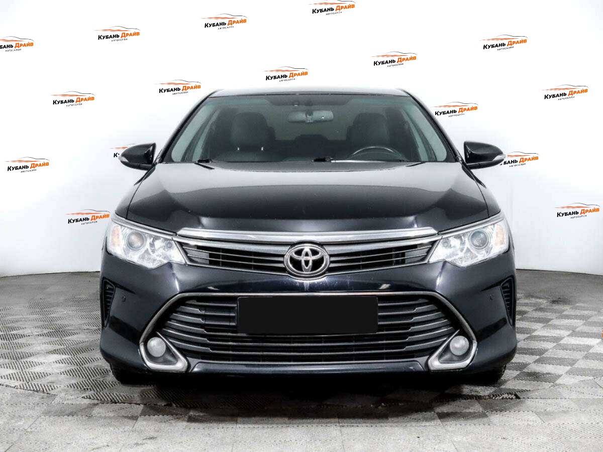 Toyota Camry 2015 года с пробегом. Фото: #1