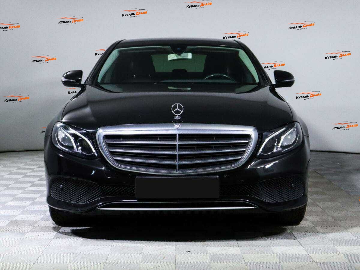 Mercedes-Benz E-Класс 2016 года с пробегом. Фото: #1