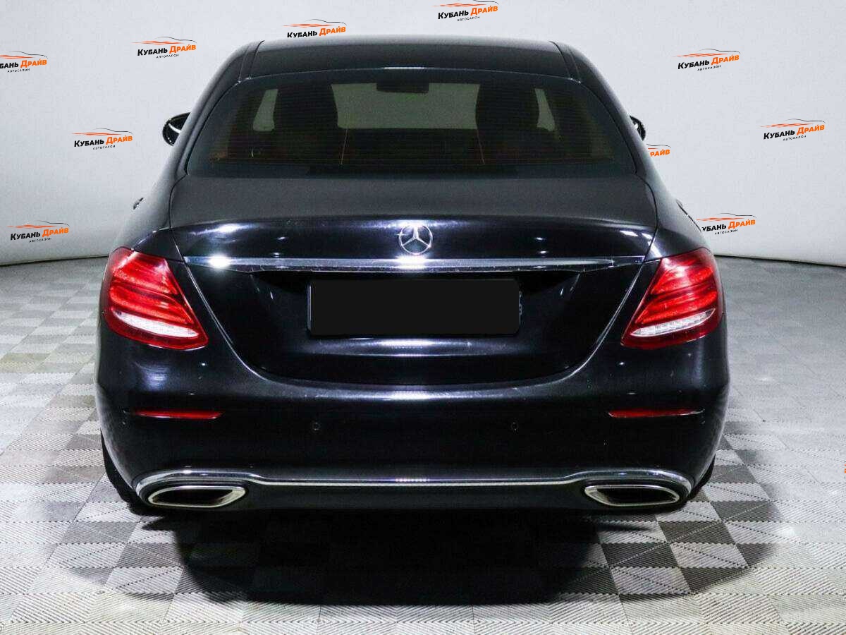 Mercedes-Benz E-Класс 2016 года с пробегом. Фото: #4