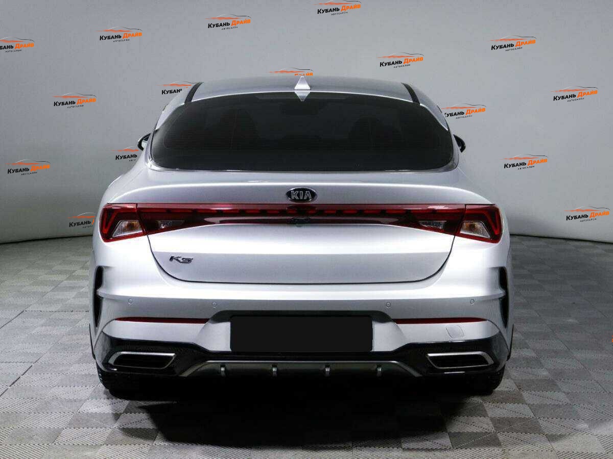 Kia K5 2021 года с пробегом. Фото: #4