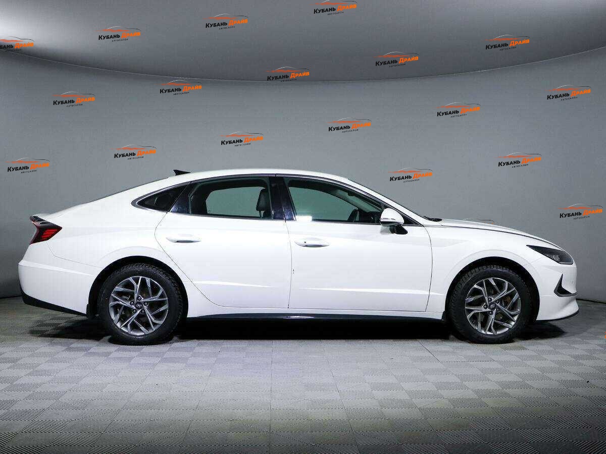 Hyundai Sonata 2020 года с пробегом. Фото: #3