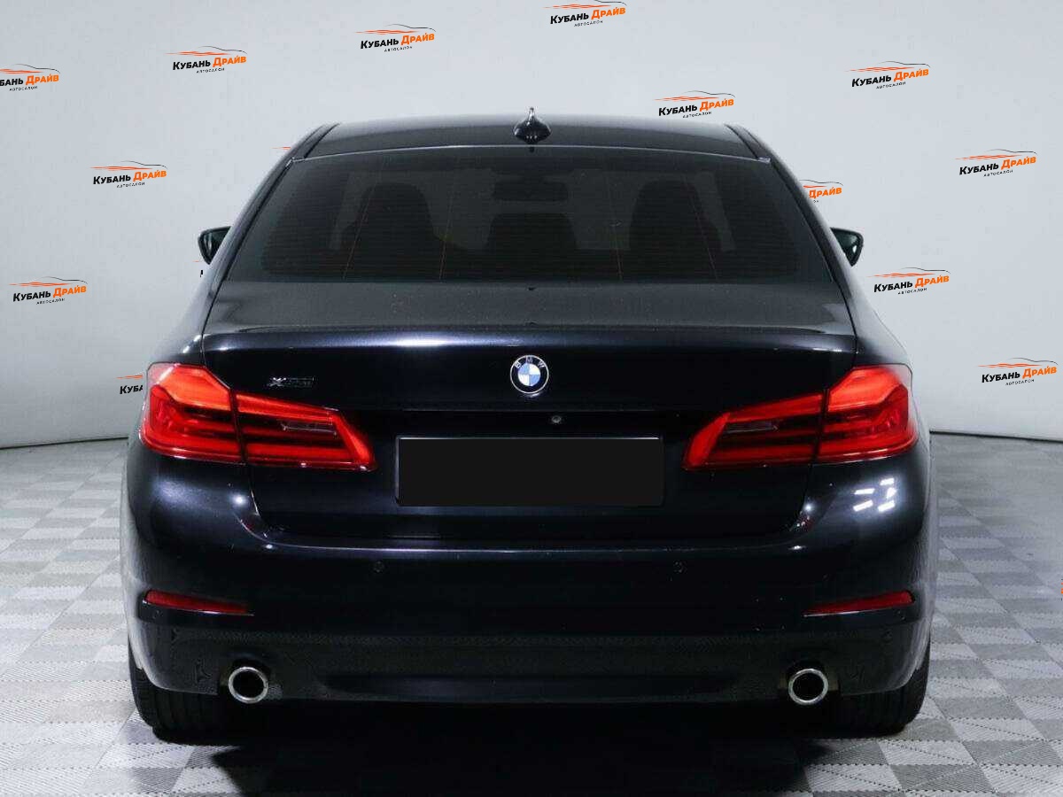 BMW 5 серии 2018 года с пробегом. Фото: #3