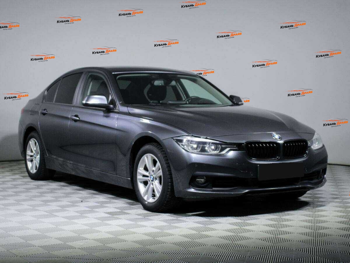 BMW 3 серии 2017 года с пробегом. Фото: #2