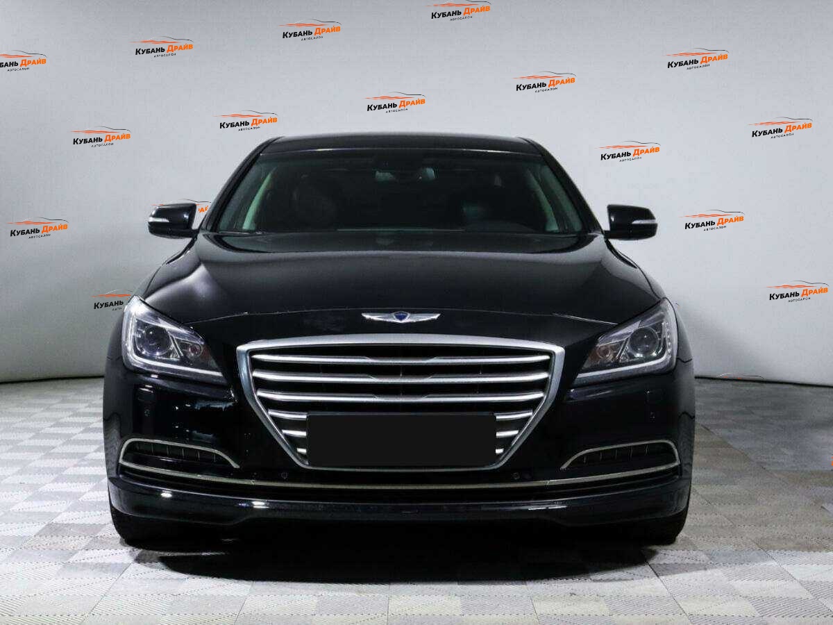 Hyundai Genesis 2014 года с пробегом. Фото: #1
