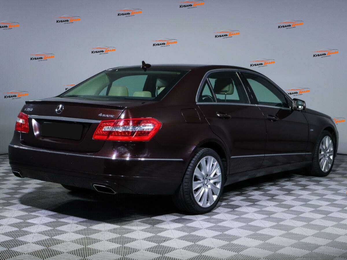 Mercedes-Benz E-Класс 2012 года с пробегом. Фото: #4