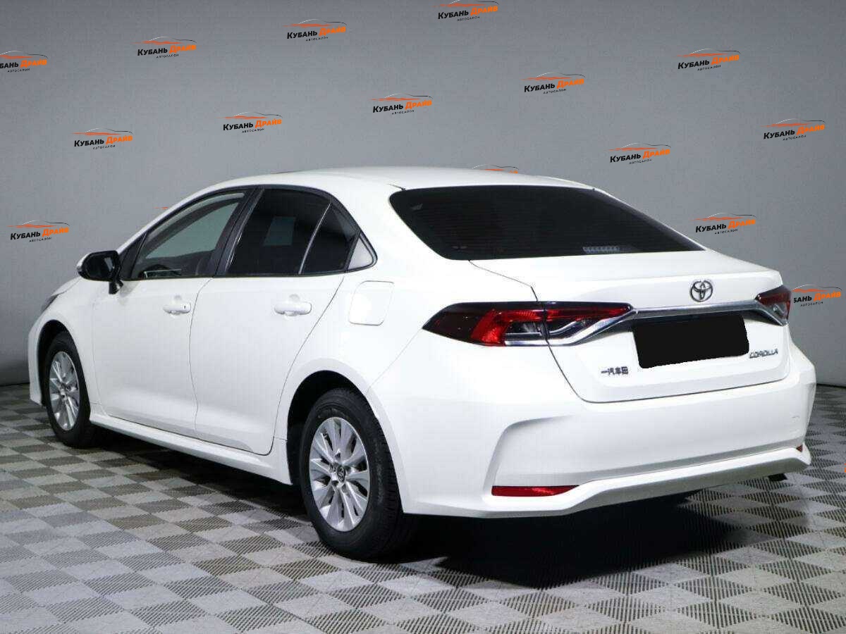Toyota Corolla 2022 года с пробегом. Фото: #4