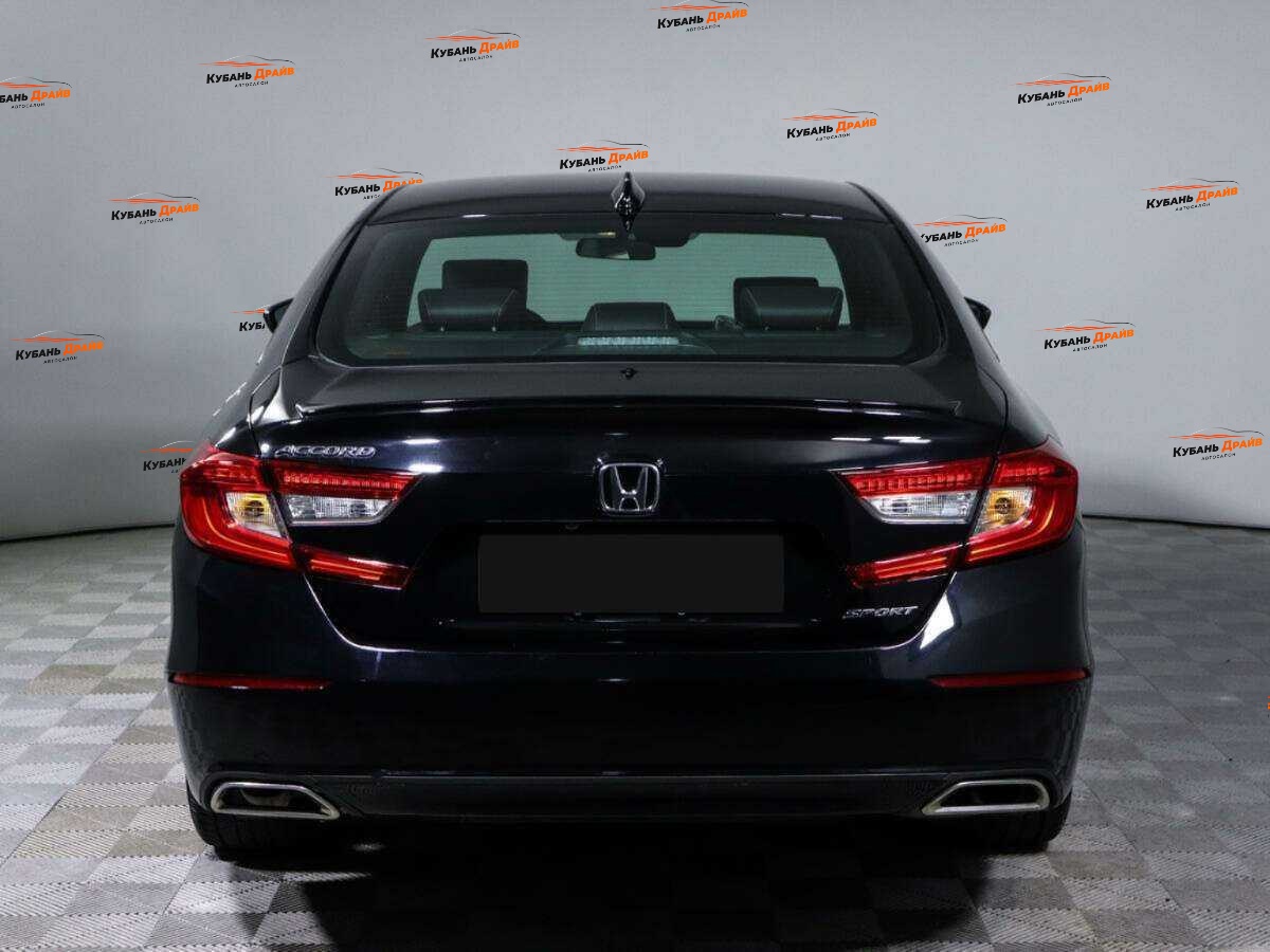 Honda Accord 2022 года с пробегом. Фото: #4