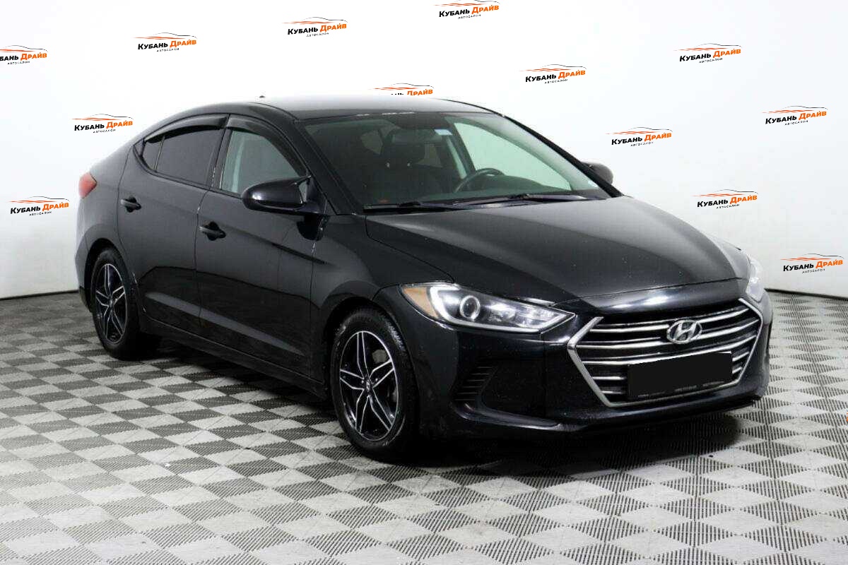 Hyundai Elantra 2018 года с пробегом. Фото: #2
