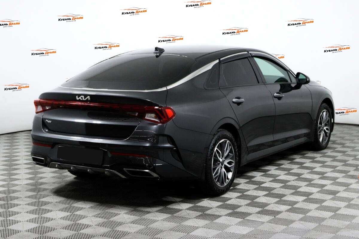 Kia K5 2021 года с пробегом. Фото: #4