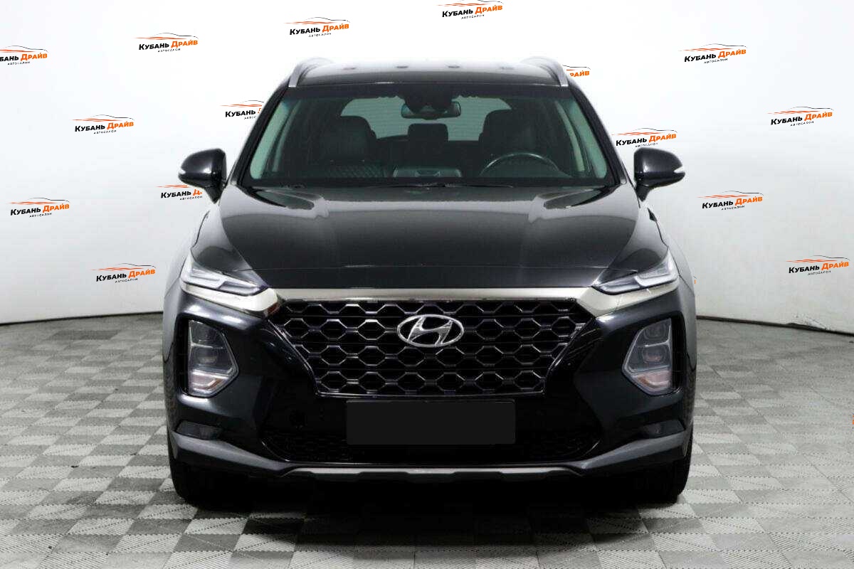 Hyundai Santa Fe 2020 года с пробегом. Фото: #1
