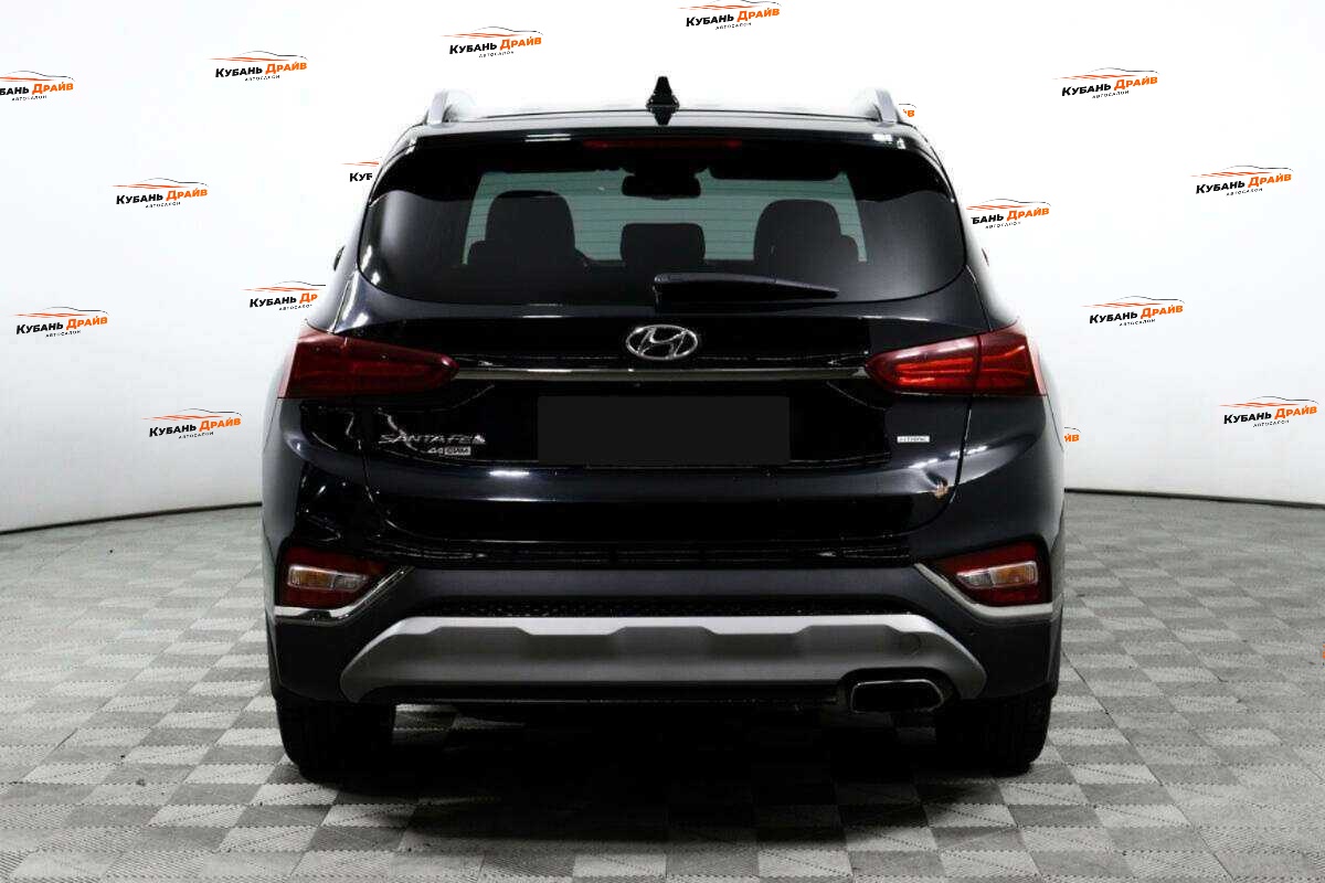 Hyundai Santa Fe 2020 года с пробегом. Фото: #5