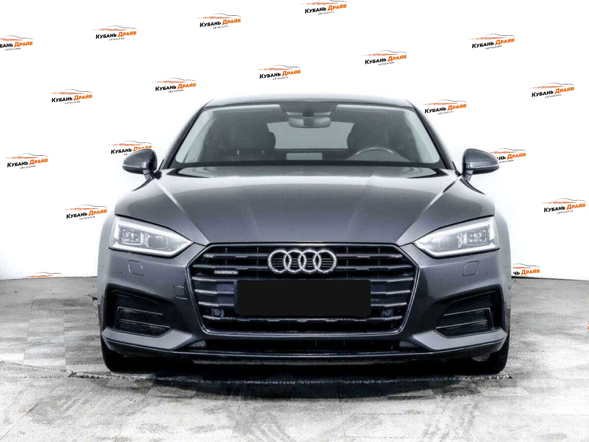 Audi A5 2018 года с пробегом. Фото: #1