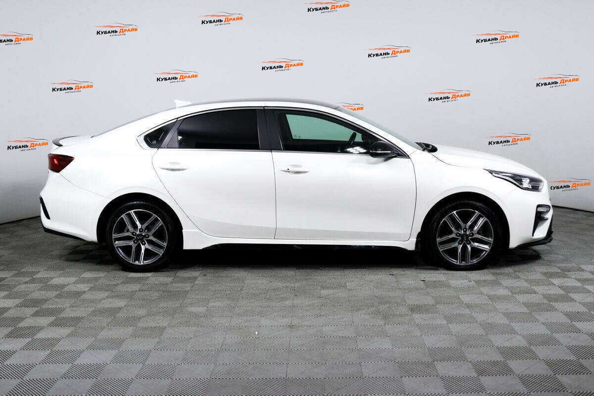 Kia Cerato 2020 года с пробегом. Фото: #3