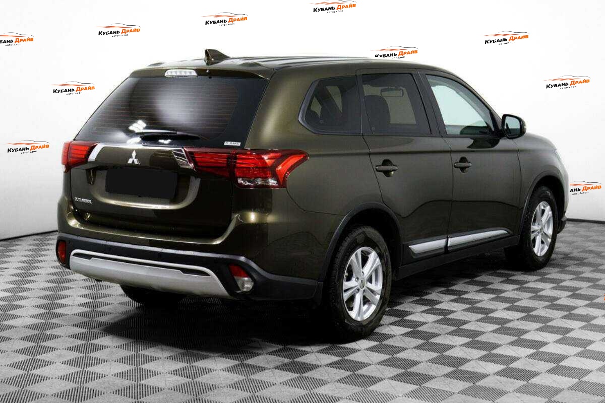 Mitsubishi Outlander 2020 года с пробегом. Фото: #4