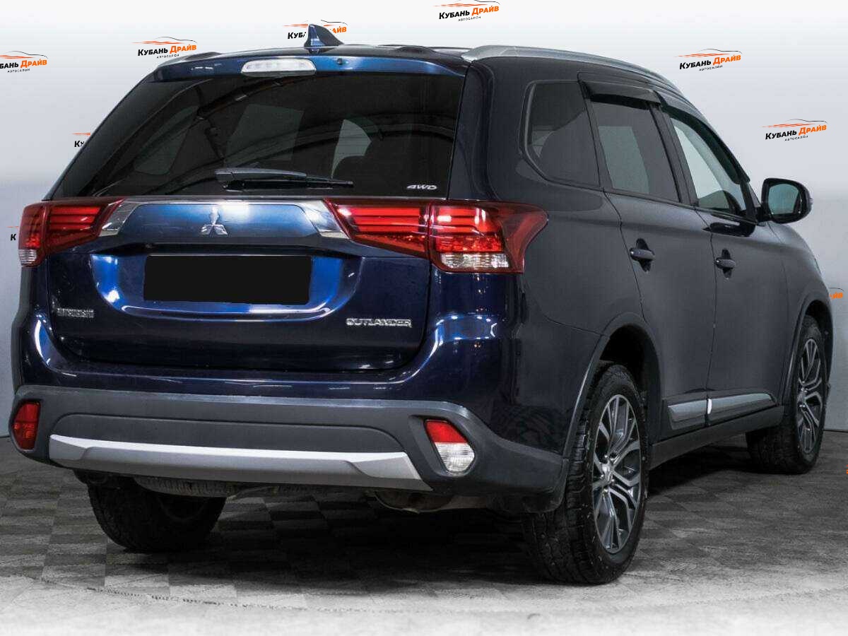 Mitsubishi Outlander 2017 года с пробегом. Фото: #4