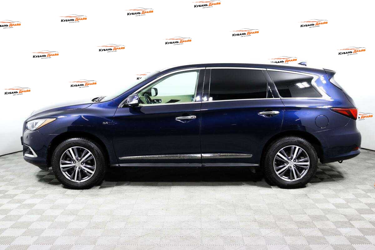 Infiniti QX60 2018 года с пробегом. Фото: #7