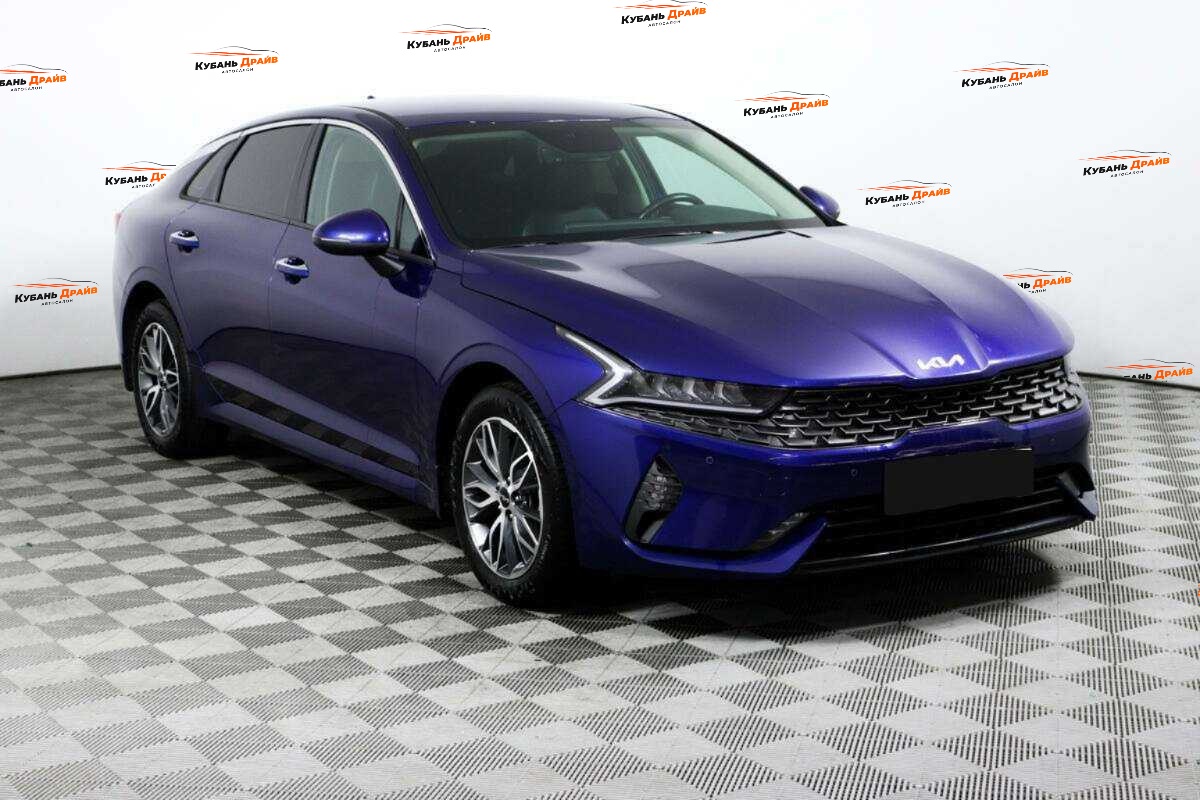 Kia K5 2021 года с пробегом. Фото: #2