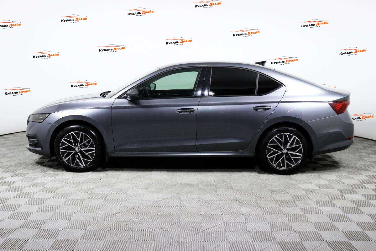 Skoda Octavia 2021 года с пробегом. Фото: #6