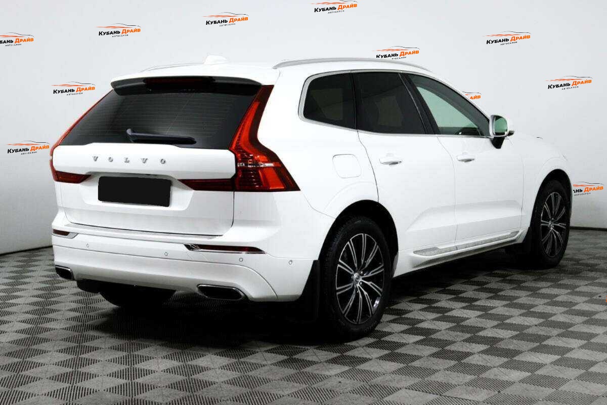 Volvo XC60 2018 года с пробегом. Фото: #4