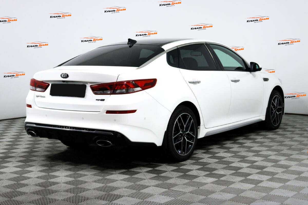 Kia Optima 2018 года с пробегом. Фото: #4