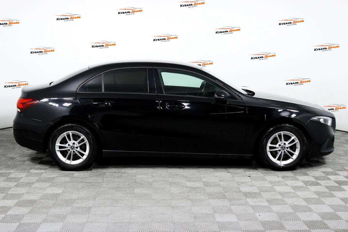 Mercedes-Benz A-Класс 2019 года с пробегом. Фото: #3