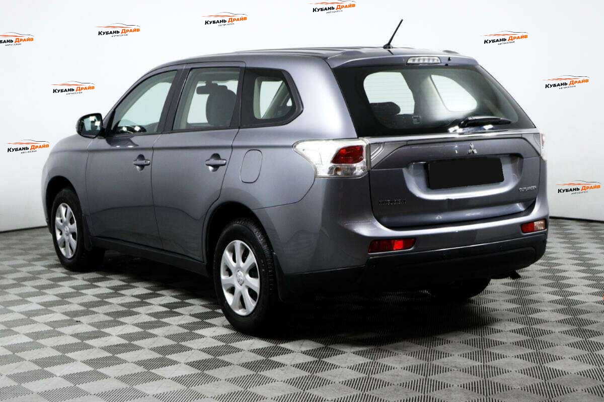 Mitsubishi Outlander 2012 года с пробегом. Фото: #6