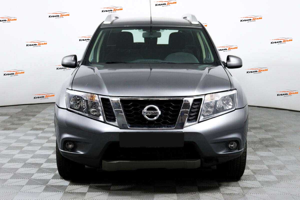 Nissan Terrano 2018 года с пробегом. Фото: #1
