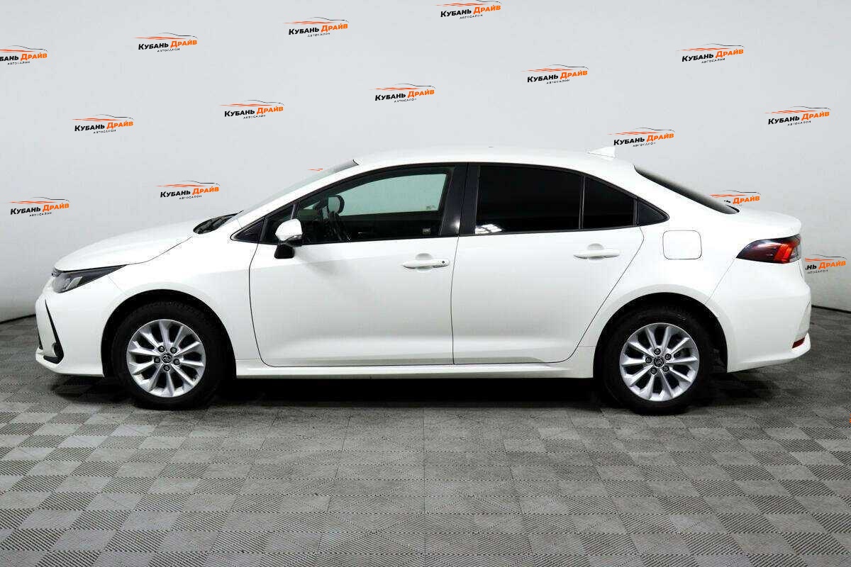 Toyota Corolla 2021 года с пробегом. Фото: #7