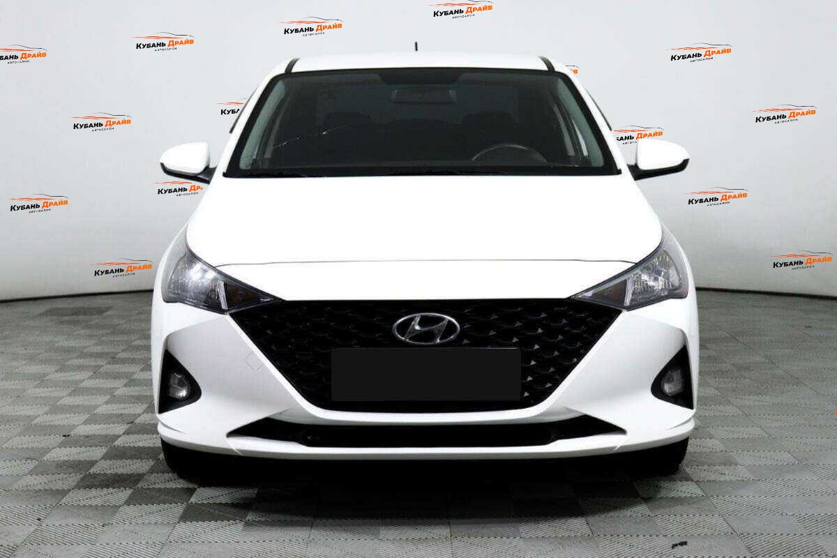 Hyundai Solaris 2021 года с пробегом. Фото: #1