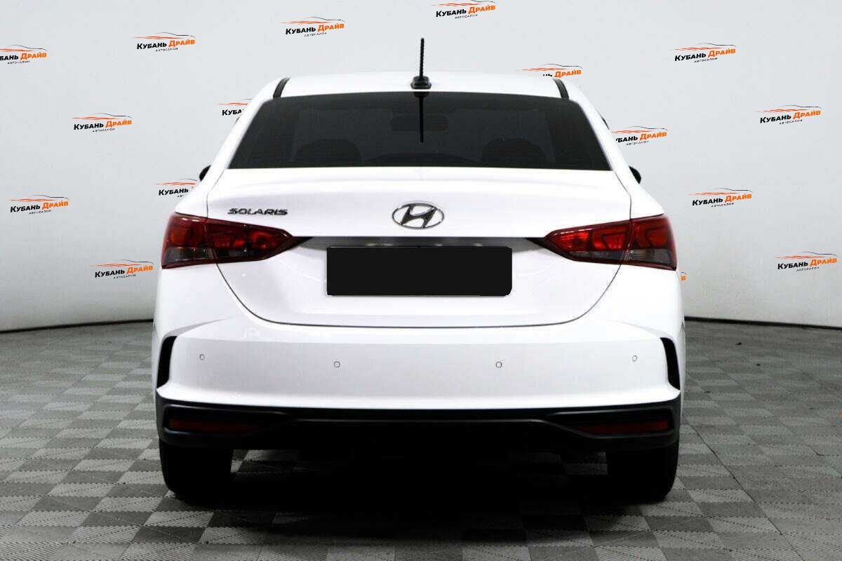 Hyundai Solaris 2021 года с пробегом. Фото: #3