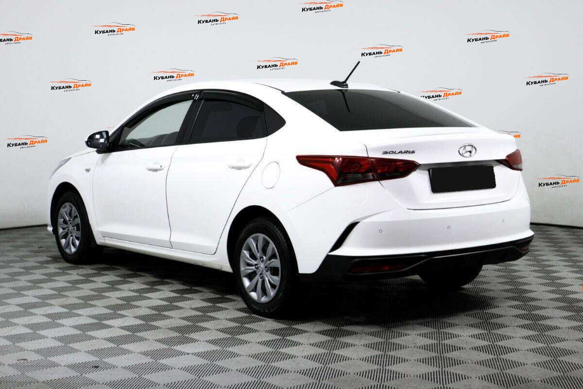 Hyundai Solaris 2021 года с пробегом. Фото: #4