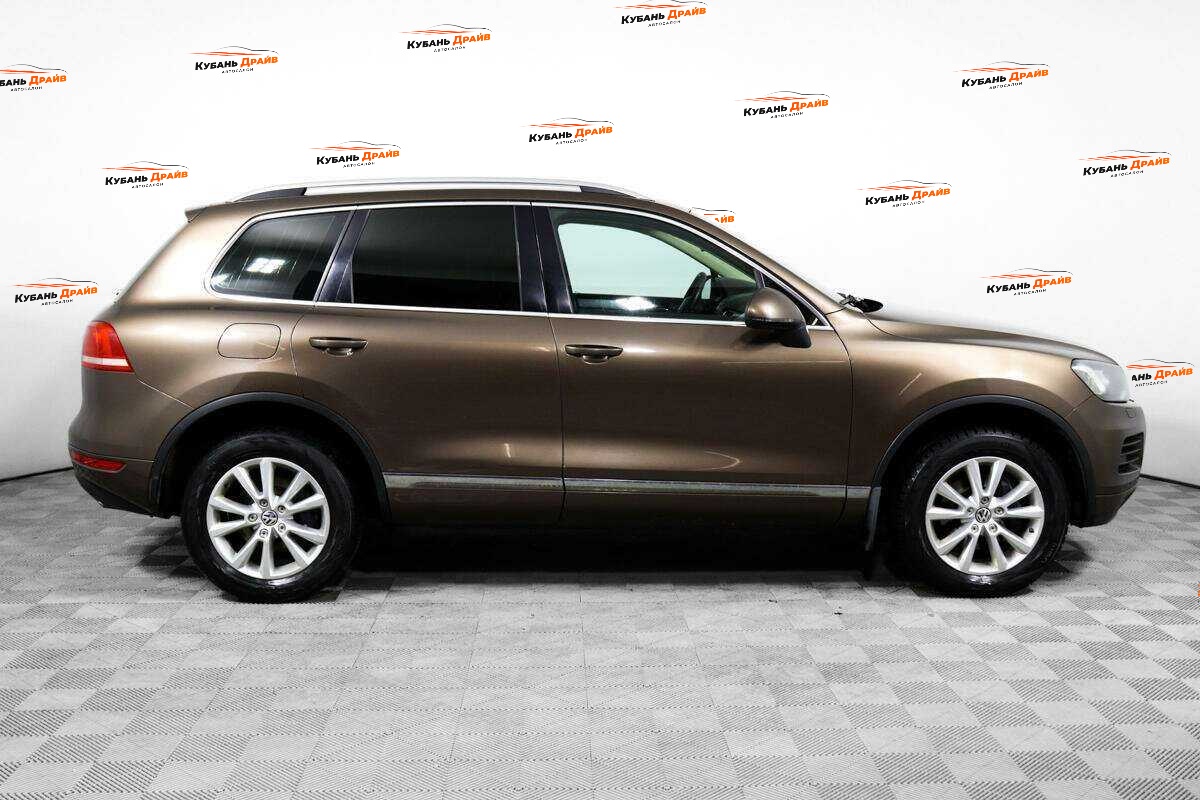 Volkswagen Touareg 2012 года с пробегом. Фото: #3