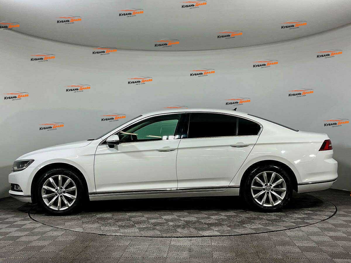 Volkswagen Passat 2017 года с пробегом. Фото: #7