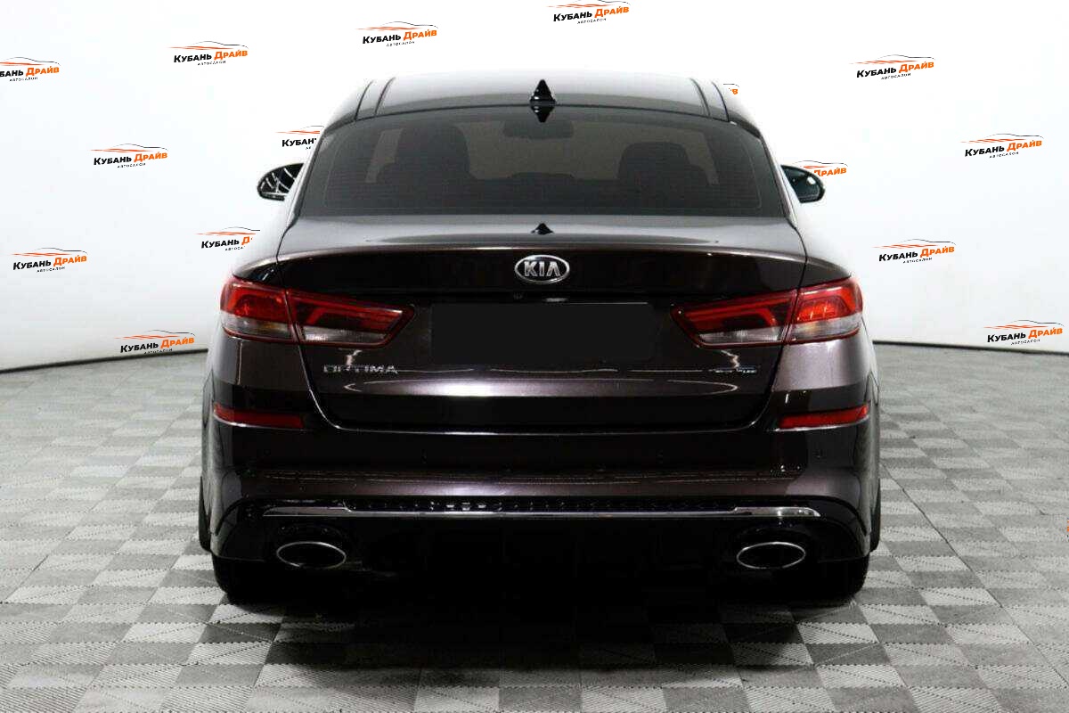 Kia Optima 2018 года с пробегом. Фото: #5