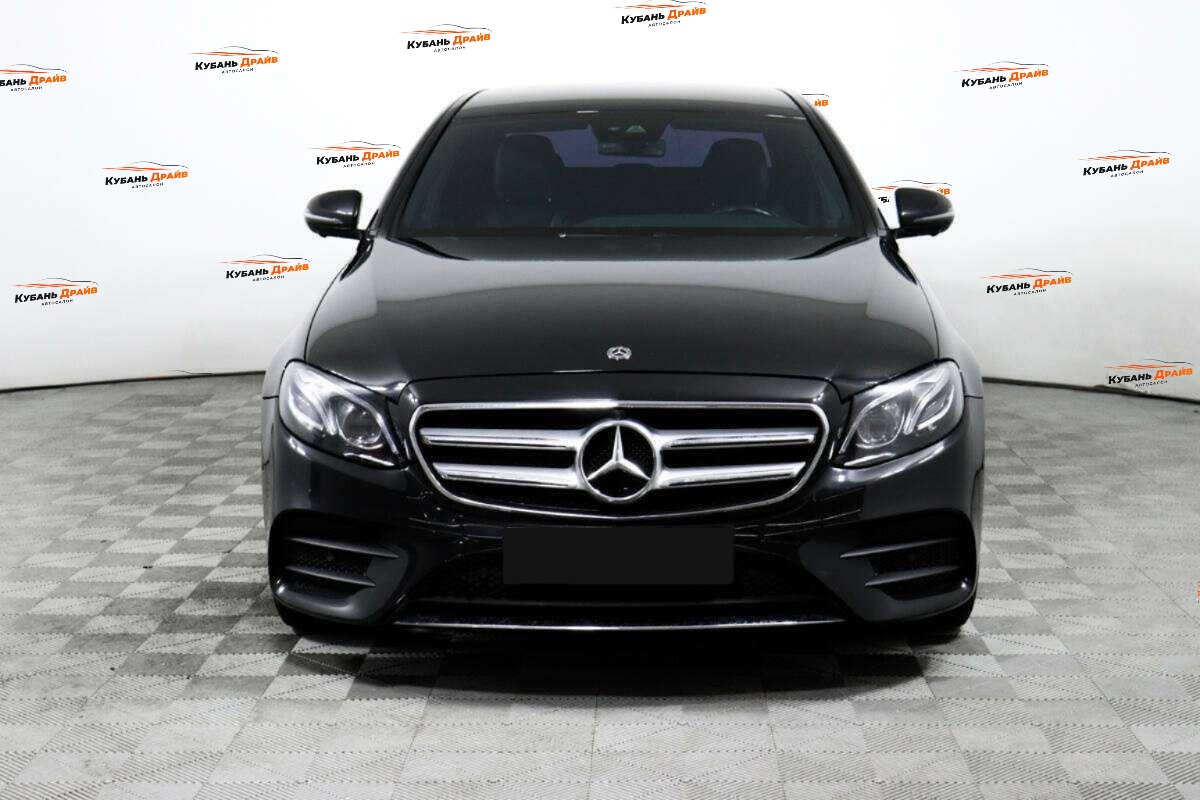 Mercedes-Benz E-Класс 2017 года с пробегом. Фото: #1