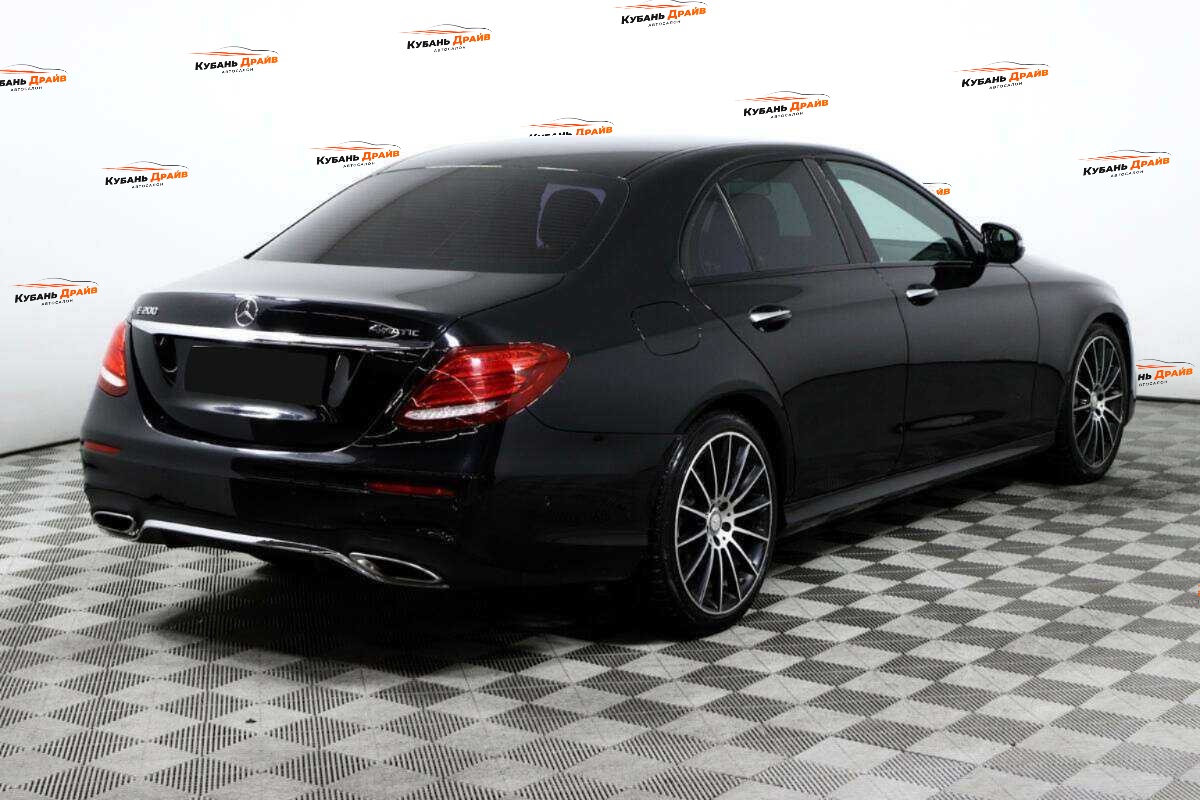 Mercedes-Benz E-Класс 2017 года с пробегом. Фото: #4